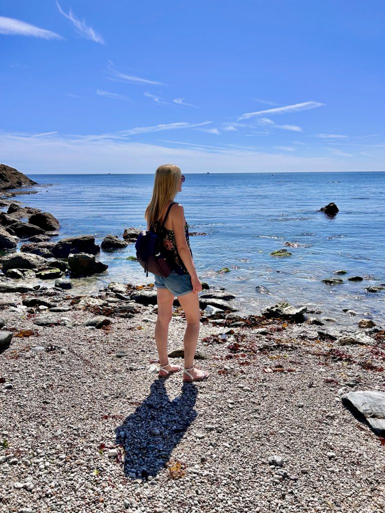 hidden cove at charlestown beach